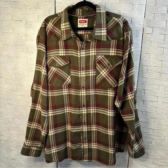 Wrangler plaid shirt, green and brown in Lake new condition says 2X - Picture 1 of 5